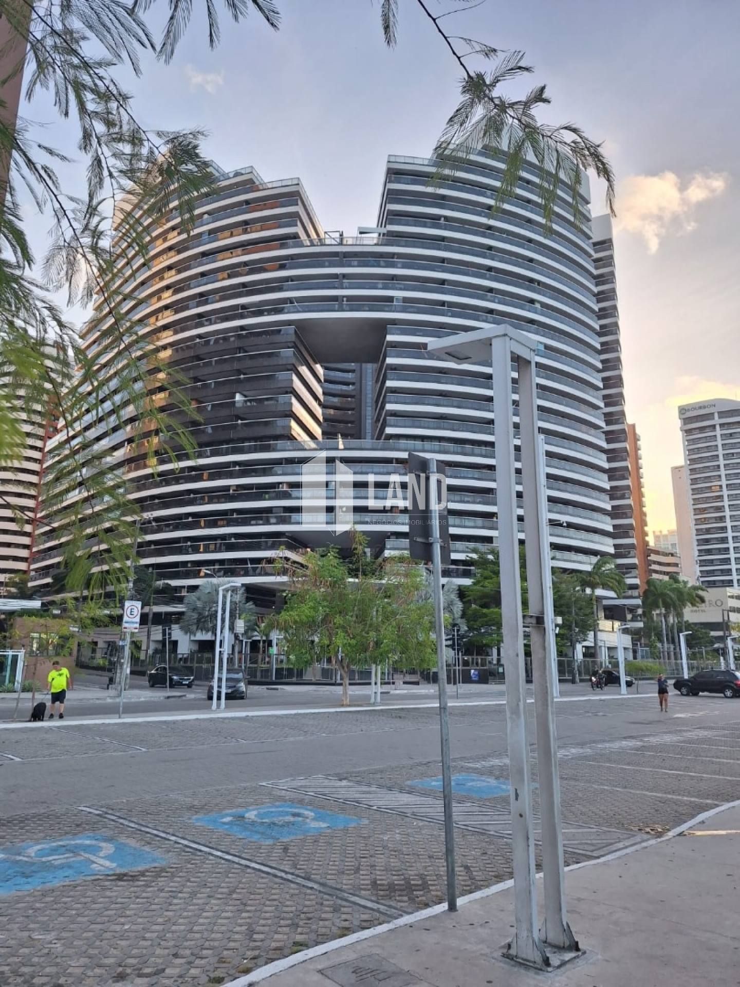 Apartamento  2 suítes na beira mar  em Fortaleza