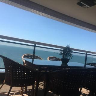 Apartamento Para Vender com 02 quartos 02 suítes no bairro Mucuripe em Fortaleza