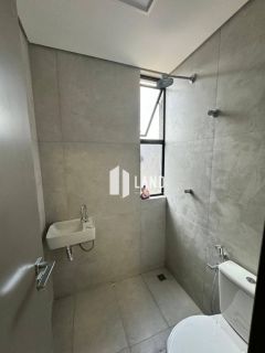 Casa de Condomínio Para Vender com 5 quartos 4 suítes no bairro Uruguai em Teresina