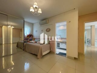 CASA DUPLEX EM CONDOMÍNIO FECHADO (JARDINS IBIZA) COM 4 QUARTOS, ESCRITÓRIO, DECK, PISCINA PRIVATIVA, 4 VAGAS, CONDOMÍNIO C/ LAZER COMPLETO, DEPENDÊNCIA C/ BANHEIRO, 257M2 - EUSÉBIO/CE
