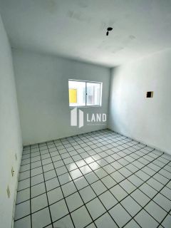 Apartamento 2 quartos no Cristo Rei nunca habitado