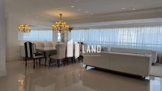 Apartamento com 232 M² Porteira fechada