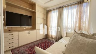 Apartamento com 232 M² Porteira fechada