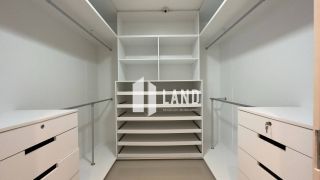 Apartamento com 232 M² Porteira fechada