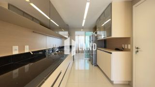 Apartamento com 232 M² Porteira fechada