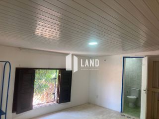 Excelente Terreno (com uma Casa Duplex construida com 90m²) para alugar as margens da CE-010 (Eusébio), 600m² (20x30) - R$ 2.700,00 - Cararu - Eusébio/CE 