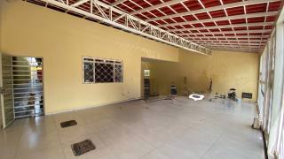 CASA RESIDENCIAL / COMERCIAL