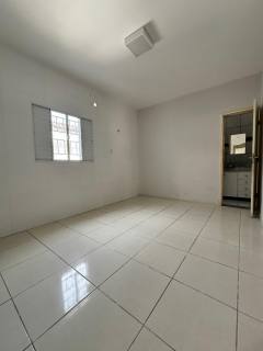 Casa Térrea no Bairro Saci