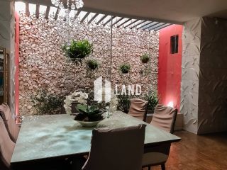 EXCELENTE CASA COM 2 FRENTES, COM 3 DORMITÓRIOS (2 SUÍTES), BANHEIRO SOCIAL, DECK COM CHURRASQUEIRA, DEPENDÊNCIA DE FUNCIONÁRIA COM BANHEIRO, 8 VAGAS DE GARAGEM,  A VENDA, 183 M², POR R$ 849.000 - PRÓXIMA A AV. BEZERRA DE MENEZES - SÃO GERARDO - FORTALEZA