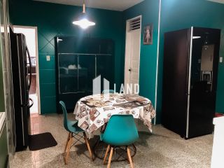 EXCELENTE CASA COM 2 FRENTES, COM 3 DORMITÓRIOS (2 SUÍTES), BANHEIRO SOCIAL, DECK COM CHURRASQUEIRA, DEPENDÊNCIA DE FUNCIONÁRIA COM BANHEIRO, 8 VAGAS DE GARAGEM,  A VENDA, 183 M², POR R$ 849.000 - PRÓXIMA A AV. BEZERRA DE MENEZES - SÃO GERARDO - FORTALEZA