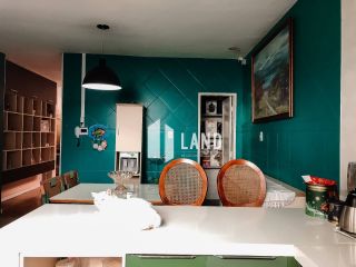 EXCELENTE CASA COM 2 FRENTES, COM 3 DORMITÓRIOS (2 SUÍTES), BANHEIRO SOCIAL, DECK COM CHURRASQUEIRA, DEPENDÊNCIA DE FUNCIONÁRIA COM BANHEIRO, 8 VAGAS DE GARAGEM,  A VENDA, 183 M², POR R$ 849.000 - PRÓXIMA A AV. BEZERRA DE MENEZES - SÃO GERARDO - FORTALEZA