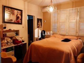 EXCELENTE CASA COM 2 FRENTES, COM 3 DORMITÓRIOS (2 SUÍTES), BANHEIRO SOCIAL, DECK COM CHURRASQUEIRA, DEPENDÊNCIA DE FUNCIONÁRIA COM BANHEIRO, 8 VAGAS DE GARAGEM,  A VENDA, 183 M², POR R$ 849.000 - PRÓXIMA A AV. BEZERRA DE MENEZES - SÃO GERARDO - FORTALEZA