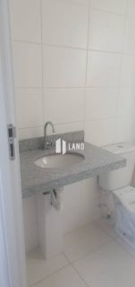 Apartamento à venda na melhor localização do bairro Vicente Pinzon, 59,64m², totalmente nascente, vista total para a Praia do Futuro.