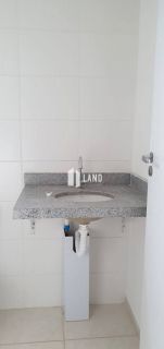 Apartamento à venda na melhor localização do bairro Vicente Pinzon, 59,64m², totalmente nascente, vista total para a Praia do Futuro.