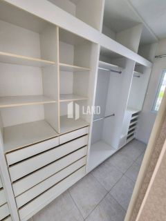 Casa em Condomínio com 3 suítes, 277M² no bairro Jose de Alencar em Fortaleza!
