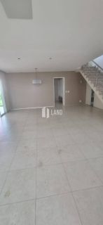 Casa em Condomínio com 3 suítes, 277M² no bairro Jose de Alencar em Fortaleza!