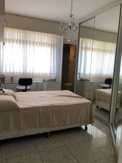 Apartamento com 4 suítes e 5 banheiros à Venda, 300 m² por R$ 1.790.000!