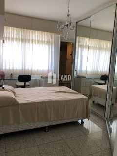 Apartamento com 4 suítes e 5 banheiros à Venda, 300 m² por R$ 1.790.000!