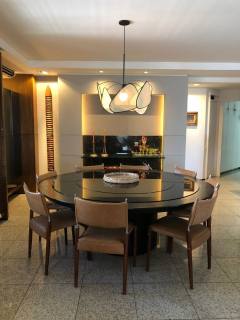 Apartamento com 4 suítes e 5 banheiros à Venda, 300 m² por R$ 1.790.000!