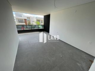 Casa de Luxo em Condomínio Exclusiva na Cidade Alpha!