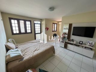 Residência Neo Clássica no Condomínio Quintas do Lago!