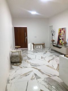 CASA NO BAIRRO DE FÁTIMA COM 1 SUÍTE (COM PROJETO PARA FAZER MAIS 2 SUÍTES COM CLOSET NO PAVIMENTO SUPERIOR DA CASA), LAVABO, 3 VAGAS, A VENDA, 84M² (TERRENO 174M²) - R$ 750.000 - BAIRRO DE FÁTIMA (PRÓXIMA A AV. 13 DE MAIO E AGUANAMBI) - FORTALEZA/CE