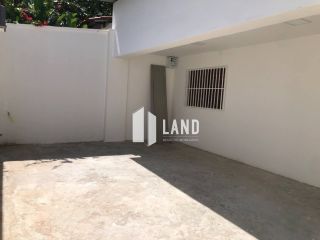 CASA NO BAIRRO DE FÁTIMA COM 1 SUÍTE (COM PROJETO PARA FAZER MAIS 2 SUÍTES COM CLOSET NO PAVIMENTO SUPERIOR DA CASA), LAVABO, 3 VAGAS, A VENDA, 84M² (TERRENO 174M²) - R$ 750.000 - BAIRRO DE FÁTIMA (PRÓXIMA A AV. 13 DE MAIO E AGUANAMBI) - FORTALEZA/CE