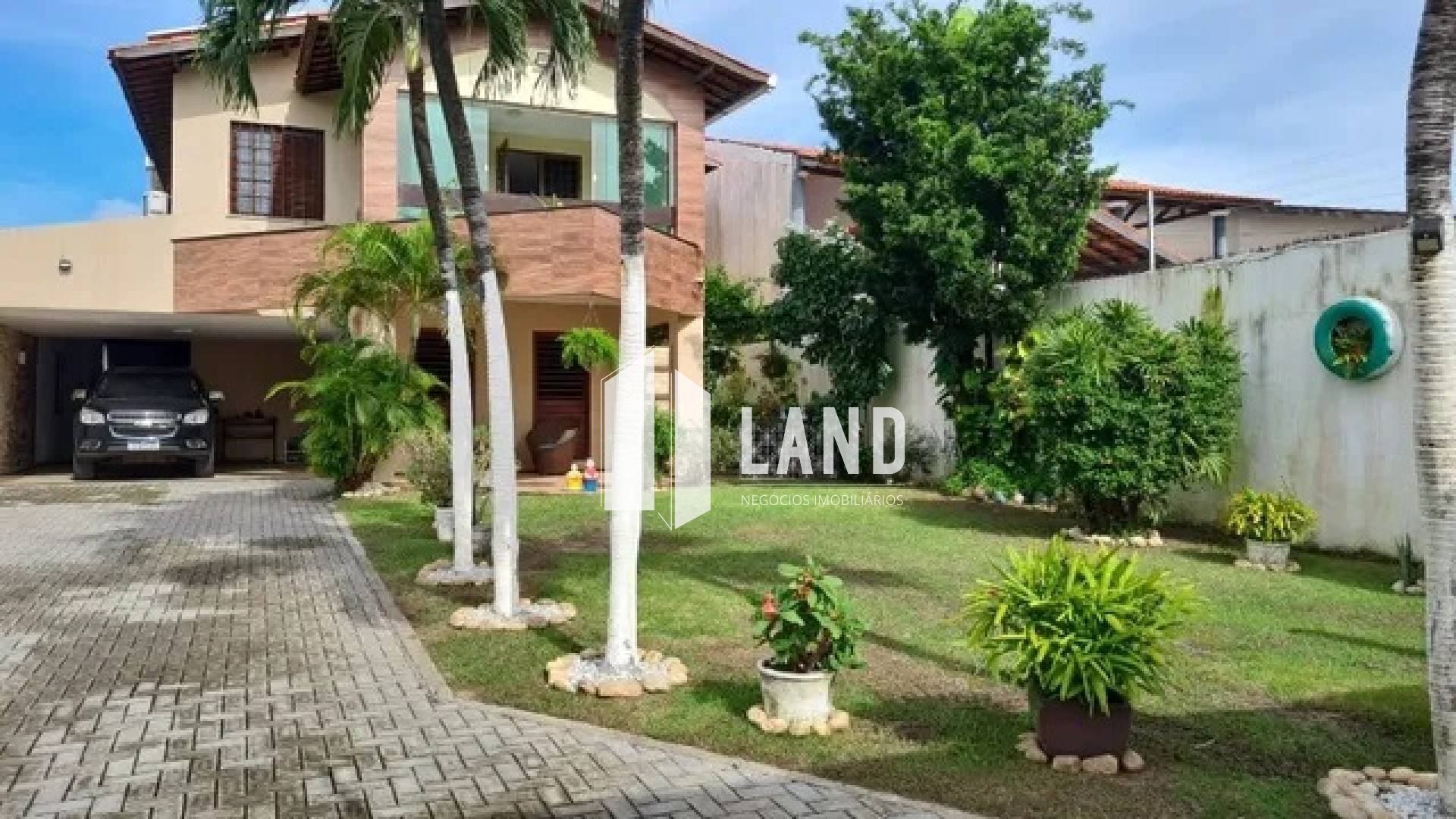 Casa Duplex Excelente localização Prox. Via Sul e Colégio Farias Brito