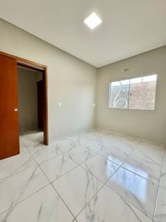 Casa térrea com 03 suítes no Conviver em Teresina