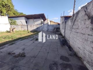 Casa excelente a poucos metros da Av. Pres. Kennedy - Teresina = PI