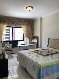 Apartamento no Meireles com 4 suítes por R$ 1.200.000,00.