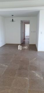 Apartamento no bairro Meireles.