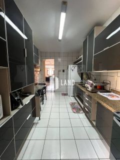 OPORTUNIDADE: CASA A VENDA NO LUCIANO CAVALCANTE POR  - R$ 800.000,00