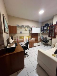 OPORTUNIDADE: CASA A VENDA NO LUCIANO CAVALCANTE POR  - R$ 800.000,00