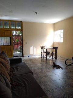 Casa no São Cristóvão próxima a Av. Presidente Kenney
