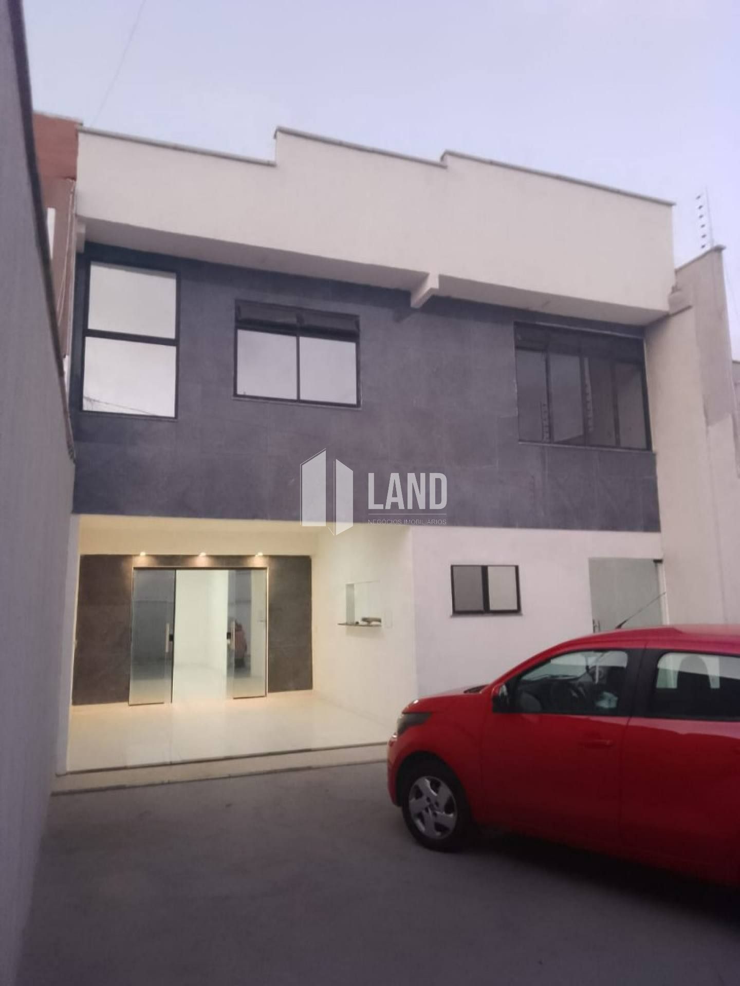 Casa duplex por apenas R$550.000,00 - 4 suítes no bairro Sao Bento em Fortaleza