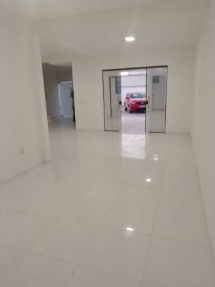 Casa duplex por apenas R$550.000,00 - 4 suítes no bairro Sao Bento em Fortaleza