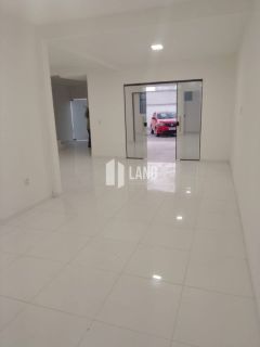 Casa duplex por apenas R$550.000,00 - 4 suítes no bairro Sao Bento em Fortaleza