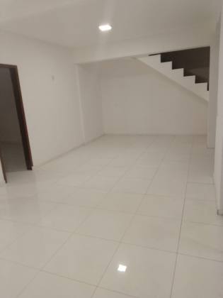 Casa duplex por apenas R$550.000,00 - 4 suítes no bairro Sao Bento em Fortaleza
