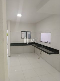 Casa duplex por apenas R$550.000,00 - 4 suítes no bairro Sao Bento em Fortaleza