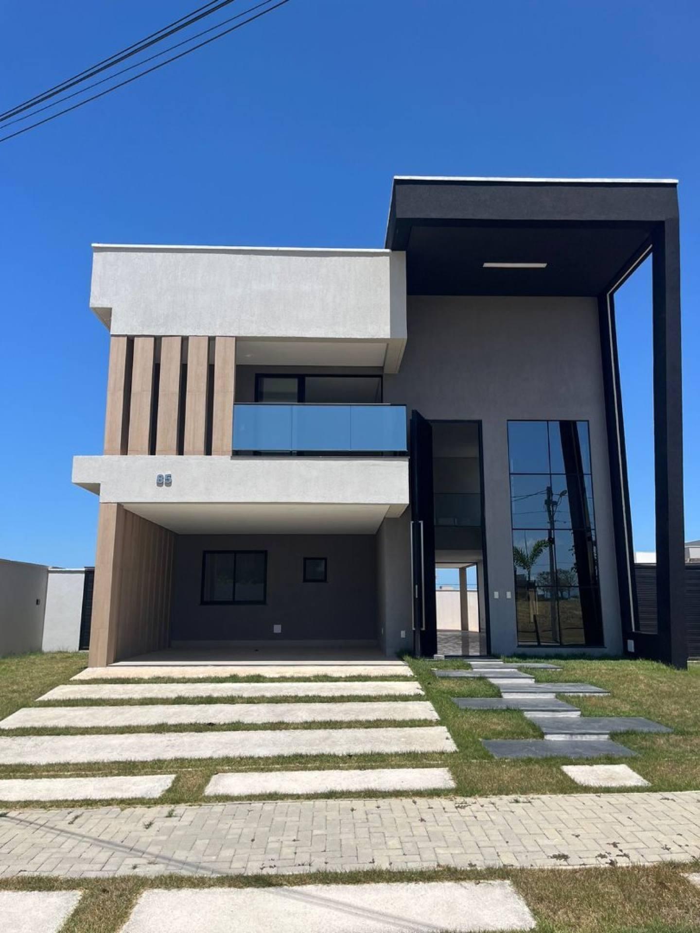 CASA A VENDA NA CIDADE ALPHA!