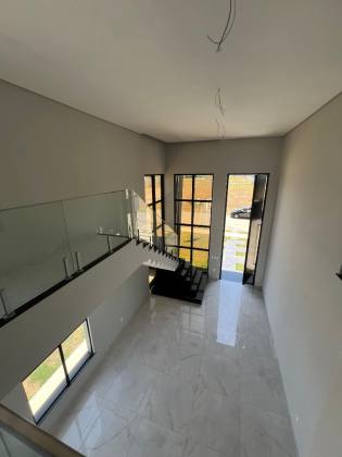 CASA A VENDA NA CIDADE ALPHA!