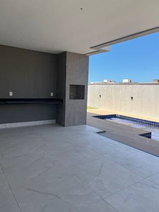 CASA A VENDA NA CIDADE ALPHA!