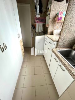 APARTAMENTO PARA VENDER NO COCÓ COM 3 QUARTOS (1 SUÍTE), BANHEIRO SOCIAL, MÓVEIS FIXOS PROJETADOS, 2 VAGAS, SALÃO DE FESTAS, ACADEMIA, 115M2, R$ 630.000 - BAIRRO COCÓ - FORTALEZA/CE