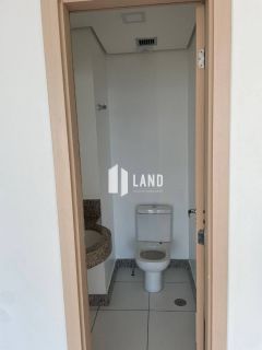 VENDO - SALA RIOMAR - 17º Andar - 63m² - 2 WCs - 1 Vaga de Garagem