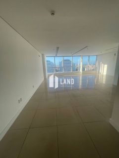 VENDO - SALA RIOMAR - 17º Andar - 63m² - 2 WCs - 1 Vaga de Garagem