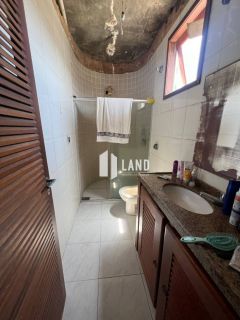 CASA A VENDA NO BAIRRO DE LOURDES - 360m² - R$ 1.950.000,00