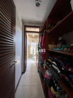 CASA A VENDA NO BAIRRO DE LOURDES - 360m² - R$ 1.950.000,00