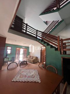 CASA A VENDA NO BAIRRO DE LOURDES - 360m² - R$ 1.950.000,00