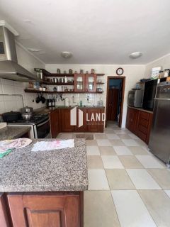 CASA A VENDA NO BAIRRO DE LOURDES - 360m² - R$ 1.950.000,00